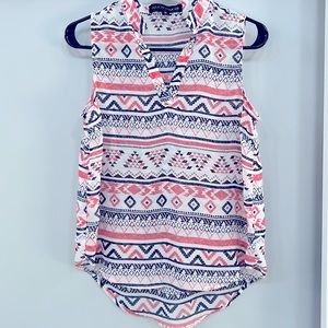 Sleeveless top size small